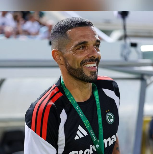 H&eacute;ctor Gonz&aacute;lez